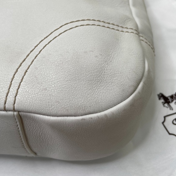 Coach White and Brown Hobo Hamptons Medium Bag - Picture 16 of 16